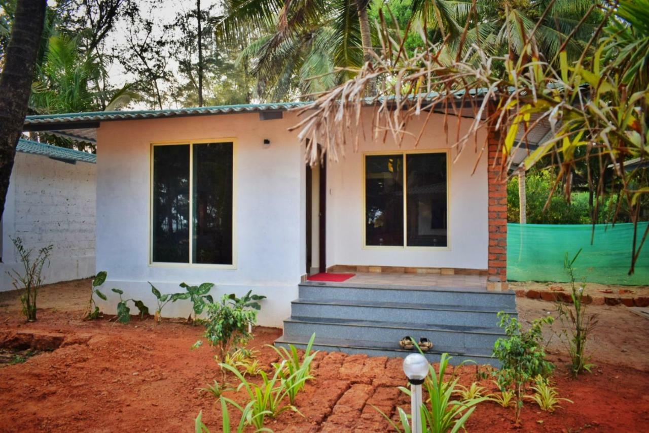 Vishraanti Beach Stay Kumta Екстериор снимка