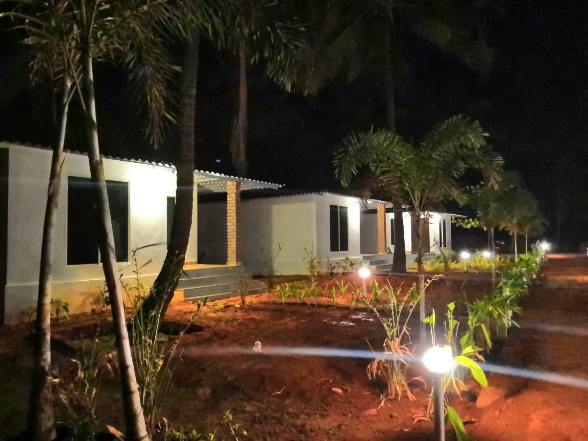 Vishraanti Beach Stay Kumta Екстериор снимка