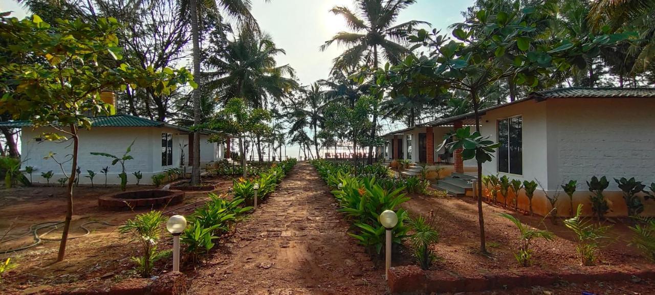 Vishraanti Beach Stay Kumta Екстериор снимка